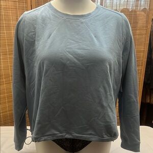 NWT! Torrid Dusty Blue Mountain Spring Bungee Super Soft Fleece Sweatshirt 22-24